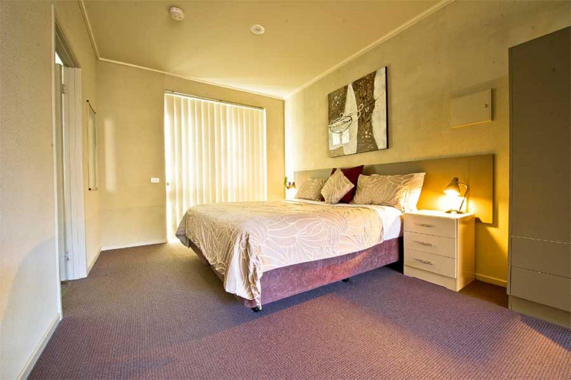 Moonlight Bay Apartments Rye Exterior foto