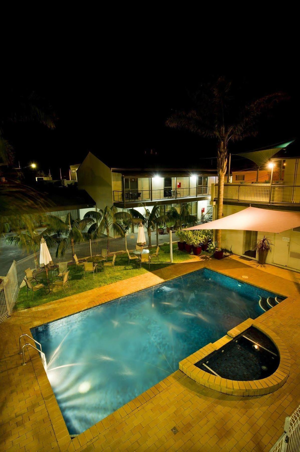 Moonlight Bay Apartments Rye Exterior foto